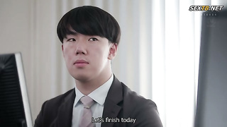 [JUR-343] My dangerous days from office menstrual leave were discovered, and my large-cocked colleag 3 video