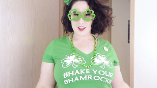 Cuz gets lucky - Kitty LeRoux