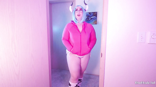 Fuck the HuCow - Kitty LeRoux