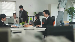 [DLDSS-554] Lust-starved company president’s wife secretly visits the middle-aged man’s janitor room