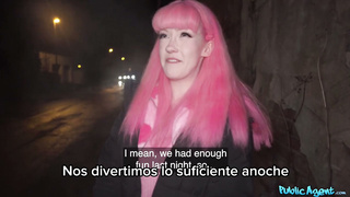 Me encuentro a esta hermosa pelirosa en la calle y la convenzo de follar -Evie Rees - Sub español