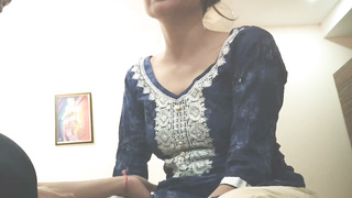 Indian girlfriend fucking hard with cum and talking dirty in Hindi