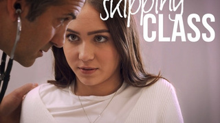 Mia River - Missa Skipping Class