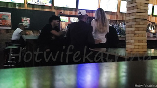 Hotwife Katrina hook up two bbc