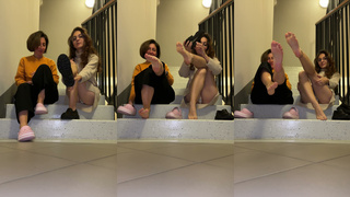 Mum And Daughter Tease Their Seductive Feet