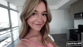 Della Cate - Creaming Filled Deep In Della
