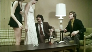 Movie - Poor But Sexy Maids (Usa 1974, Valerie Marron, Lynn Stevens) (721)
