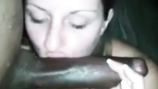 Shy white gurl suck and swallow bbc