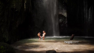 Naked In Bali Waterfall (2020) Clover, Putri xxx
