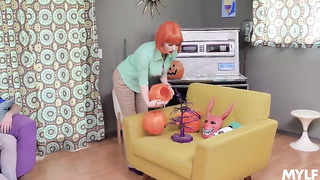 Family Fucking Guy (2019) Lauren Phillips