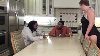 Female gets fucked by her dude and his homeboy