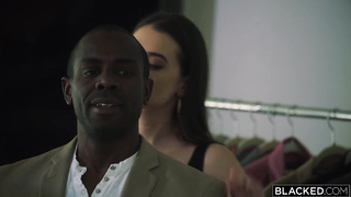 Client invite saleswoman for gateway