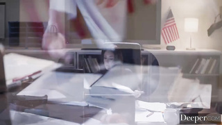 Female gets double teamed outside the club