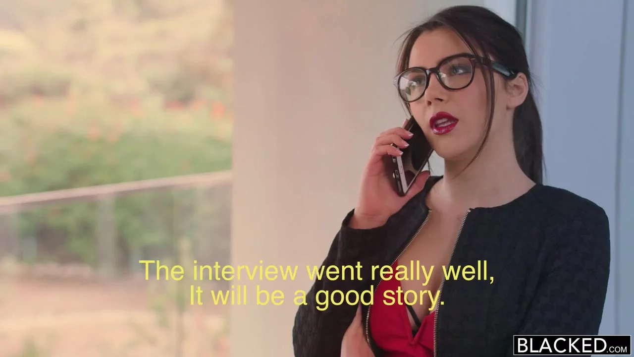 Valentina Nappi vs Julio Gomez