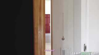 Mis Hermanastras Se Pelean Por Mi Laptop sub