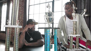 Porn free xvideos IR gangbang Dixie Lynn