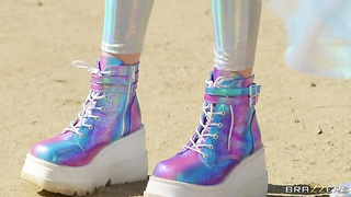 PornstarsLikeItBig 2021.06.15 Azul Hermosa And Kendra Sunderland Desert Heat XXX