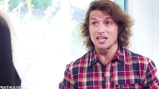 Real Estate Agent Gets More Then Rent XXX Free Videos