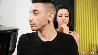 BrazzersExxtra 2021.09.05 Zuzu Sweet Sneaky Anal Cafe XXX