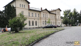 Man allows to his girlfriend fucking another man for money