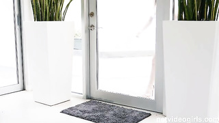 NetVideoGirls Jazlyn