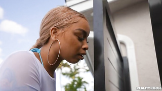 2021.12.01 Advoree The Water Is Great But Im Better XXX