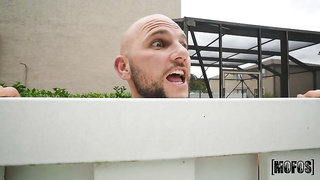 2021.12.18 Vivian Taylor Spying On The Hot New Neighbor XXX