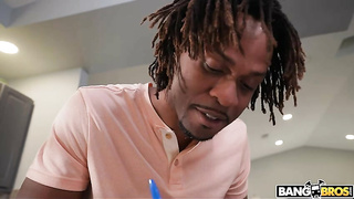 zoey-sinn-fucking-santa-s-helper-2021.mp4