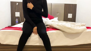 Desi GF In Hotel Room