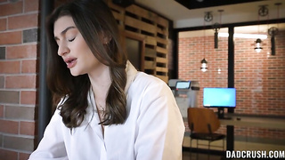 2025-Daughter Porn 2022.01.21 Mae Milano Learning From Your Mistakes XXX