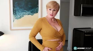 Granny Pussy Porn 2022.02.22 Clara Red A Busty Gilf And Her Toy ...