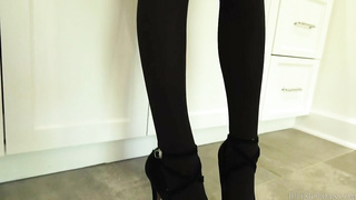 Arya Fae Watch Me Gape In POV