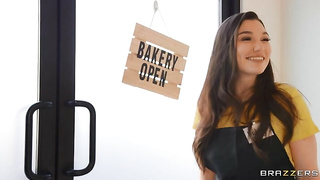 2022.05.20 Maddy May And Lily Lou Biz Up Front Party In The Back XXX