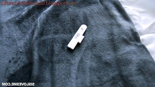 Sarah Banks - Chantajea a su hermanastra embarazada sub 2 video