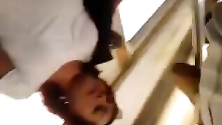 (pro-200)TOCANDO POLLA EN EL METRO