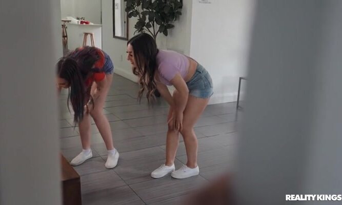 2022.06.22 Bailey Base And Violet Gems My Horny Roommates Are So Sexy XXX