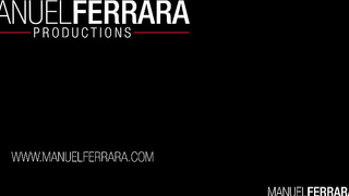 Kissa Sins boucing on Manuel Ferrara BWC