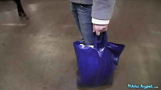 fake-security-officer-fines-hottie-with-his-hard-cock_320p