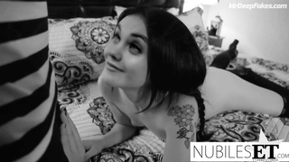 Christina Ricci cosplay Deepfake 2