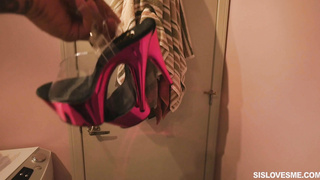 Lana Rhoades - Taking Liberties With My Vulnerable Step Sister [SisLovesMe]