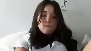 Marturbandome en mi cuarto