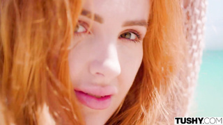 Scarlett jones tushy