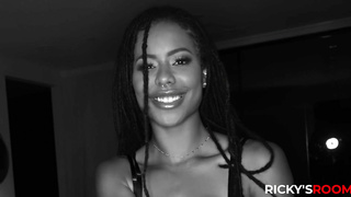 Kira Noir - In The Room [RickysRoom]