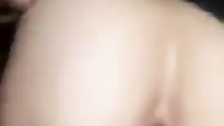 Shaking legs and butt