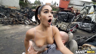 84-Ginebra Bellucci