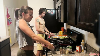 L u s t e r y 2022 E788 Ant And Stephanie A Thanksgiving Stuffing XXX