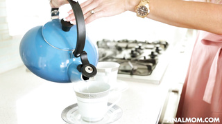 Cory Chase - Key To A Happy Marriage [AnalMom]