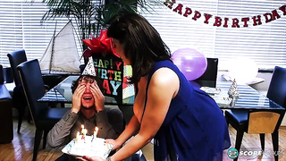 Elle Flynn - Bangin' birthday