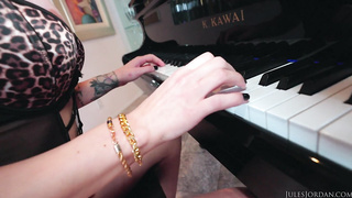 The BBC Eclipse Of Kenzie Taylor