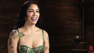 H o g T i e d 2023.02.06 Vanessa Sky XXX